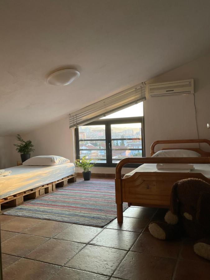 Cozy Big Apartment With Balcony تيرانا المظهر الخارجي الصورة