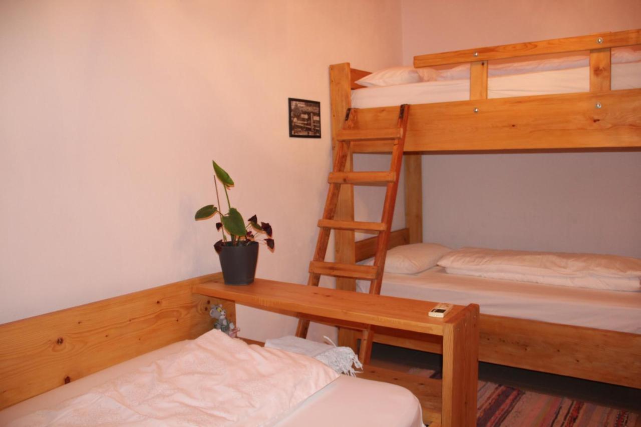Cozy Big Apartment With Balcony تيرانا المظهر الخارجي الصورة