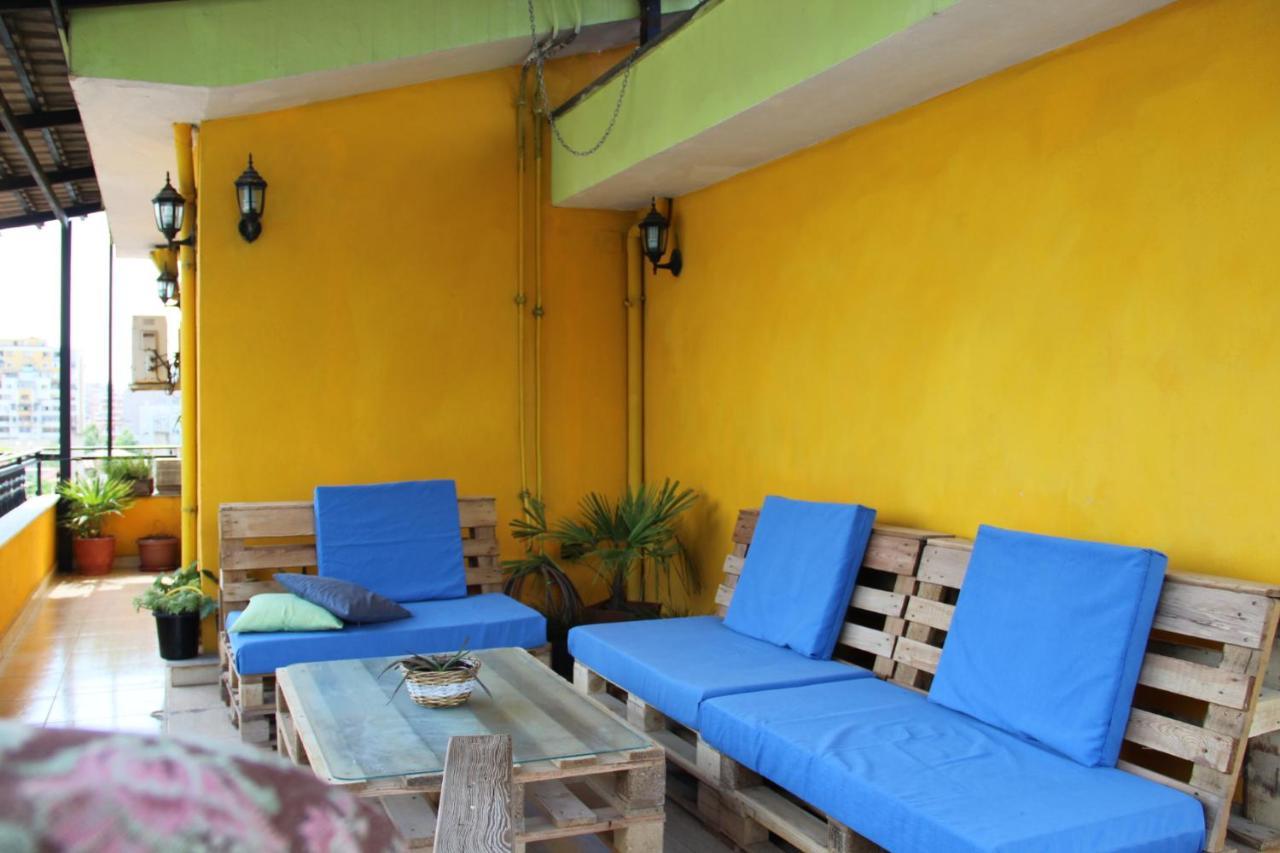 Cozy Big Apartment With Balcony تيرانا المظهر الخارجي الصورة