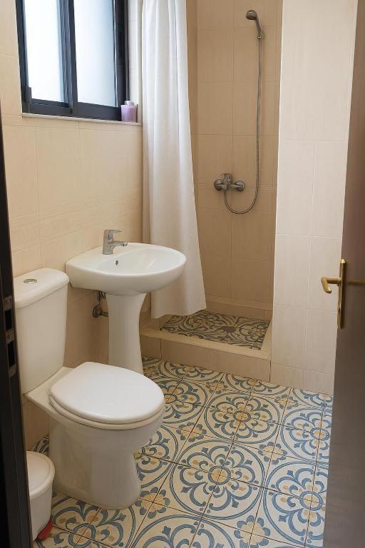 Cozy Big Apartment With Balcony تيرانا المظهر الخارجي الصورة