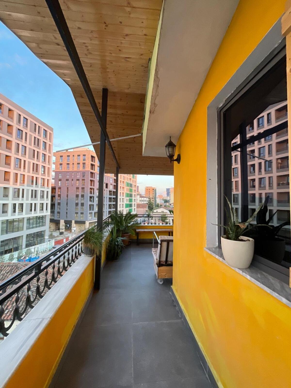 Cozy Big Apartment With Balcony تيرانا المظهر الخارجي الصورة